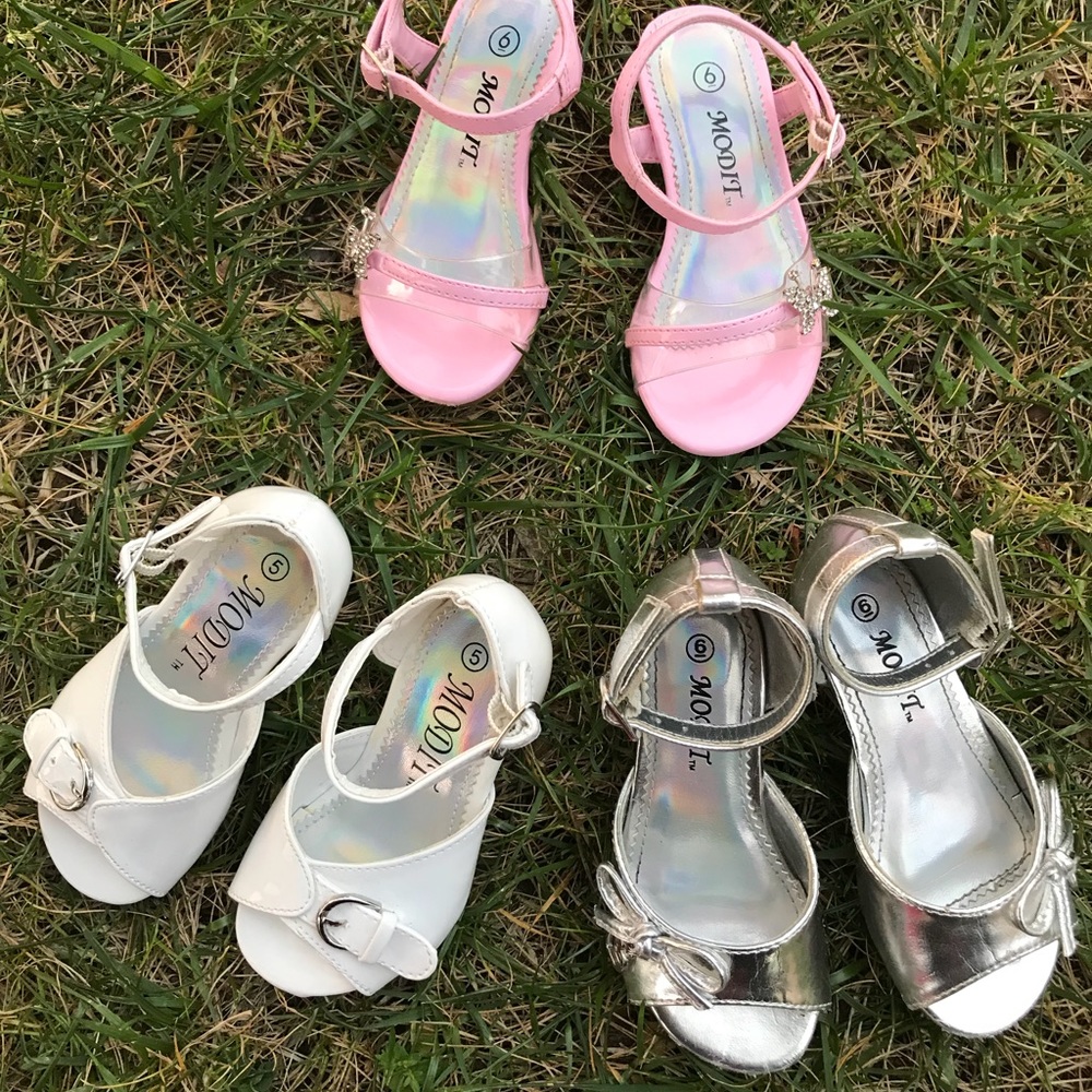 Little girls size 5 & 6c